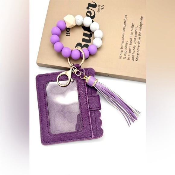 Zenana Wallet with Beaded Bracelet NEW - Picture 2 of 3